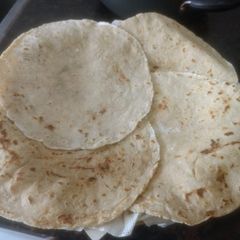Jowar bhakri A picture of Jowar bhakri.