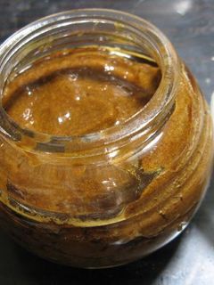 A picture of Macrobiotic Umesho Bancha Paste.