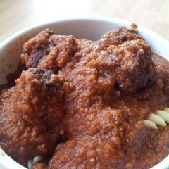 Pasta and meatballs A picture of Pasta and meatballs.