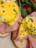 Αυγά benedict