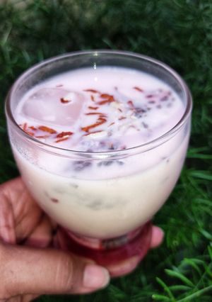 A picture of Doodh Ka Sharbat.