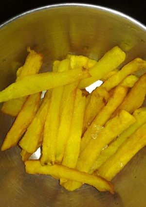 A picture of French fries.