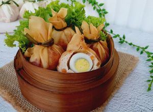 Foto resep Ekkado ayam dan wortel ekonomis (dengan kulit pangsit)