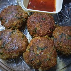 A picture of Turai k chilke k kebab.