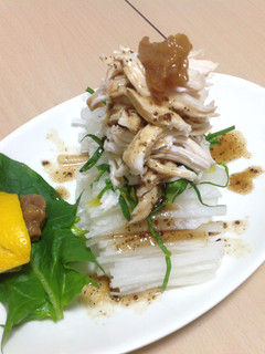簡單開胃涼拌梅肉&雞絲 的食譜成品照片