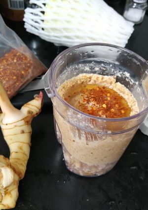 A picture of Peanut & Ginger hot dip.
