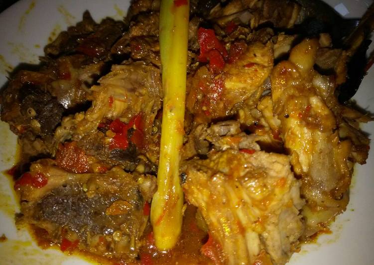 Rica rica balungan ayam