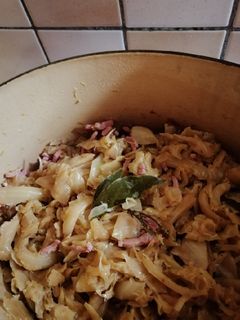 Une photo de Chou braisé en cocotte