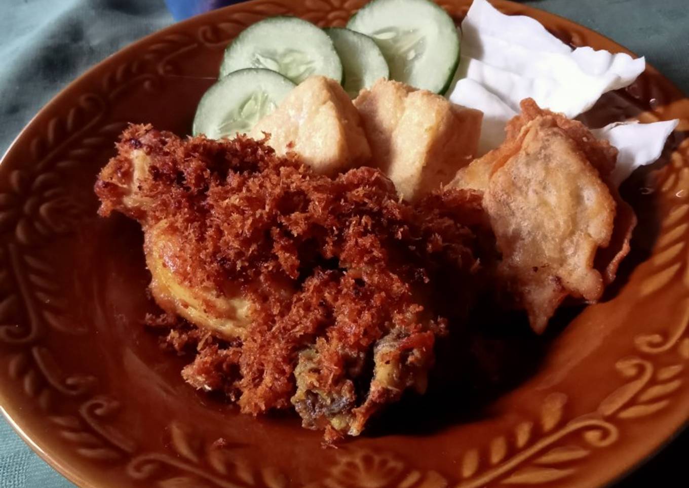 Ayam Goreng Serundeng Kelapa