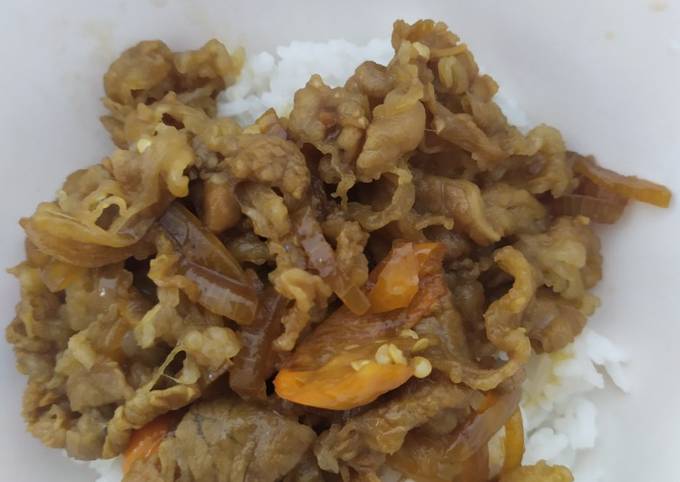 Beef bowl ala yoshinoya/hokben