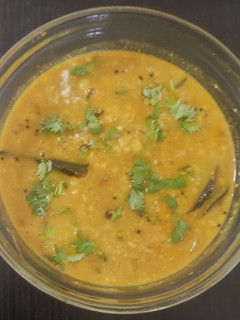 மொச்சை பருப்பு சாம்பார் (Mochchai paruppu sambar recipe in tamil) செய்முறை முக்கிய புகைப்படம்