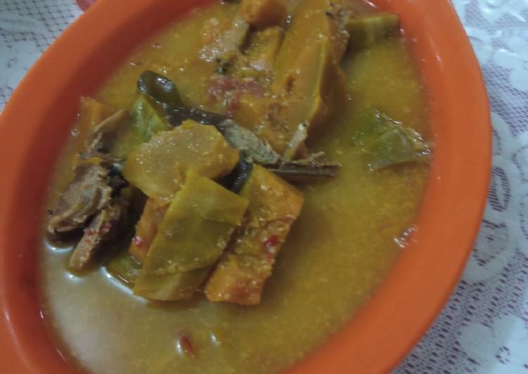Cara menyajikan Labu Kuning Ikan Lele kering (Jambe Nurung Kerah) , Bisa Manjain Lidah