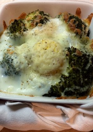 Foto principal de Cocina para principiantes: Brócoli gratinado con huevo