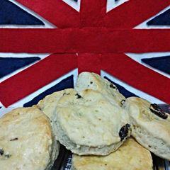 A picture of English Scones.