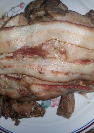 A picture of Kalua Pig.