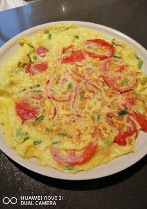 A picture of Egg Pizza😊.