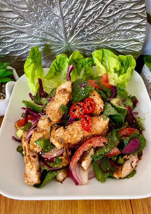 A picture of Ultimate Thai Grilled Chicken Salad.