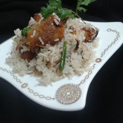 A picture of Crispy masala fry arvi pulao.