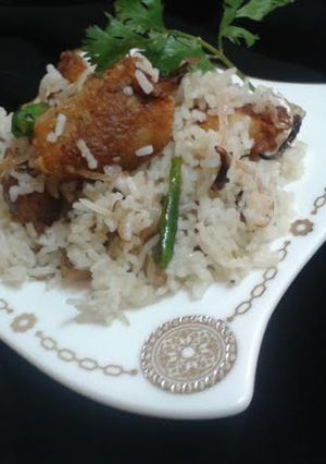 A picture of Crispy masala fry arvi pulao.