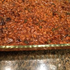 A picture of Rayelle's Famous Baked Beans.