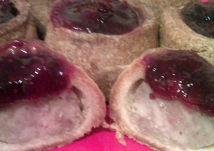 Recipe of Speedy Vickys Cranberry Topped Christmas Pork Pies, GF DF EF GF NF