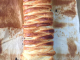 Trenza de hojaldre y chocolate con leche
