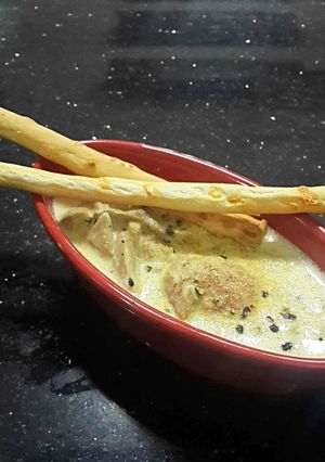A picture of Mushroom Cream Soup.