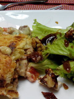 A picture of creamy chicken pastel.
