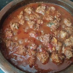 A picture of Tagine kefta b l bid.