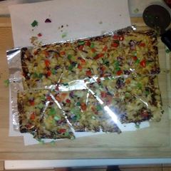 A picture of TGI Friday's Bbq Chicken Flatbread.
