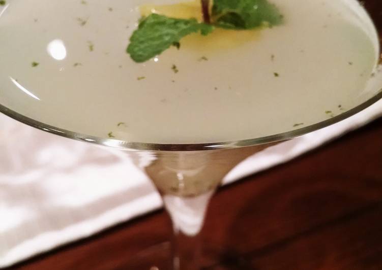 Recipe of Speedy The Lemon Drop Mint Martini