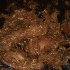 A picture of Pacha manga chicken masala.