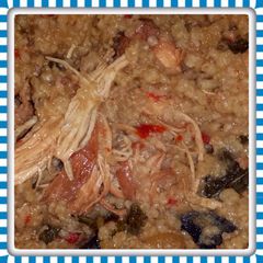 Chicken n rice A picture of Chicken n rice.