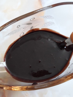 عکسی از دستور گاناش یا سس شکلاتی