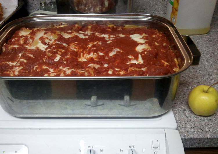 Simple Way to Serve Delicious Mom&#39;s Lasagne