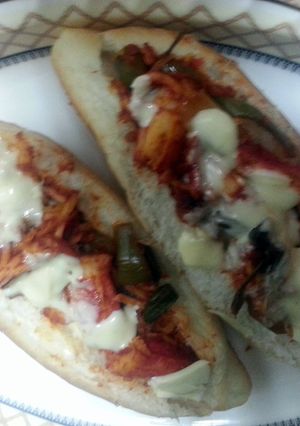A picture of Chilli pepper crab meat sandwich.