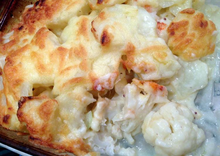 Steps to Prepare Award-winning Cauliflower Cheese And Potato