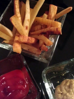A picture of Parsnip Fries.