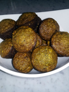 A picture of Lora's Quick Banana Bread.