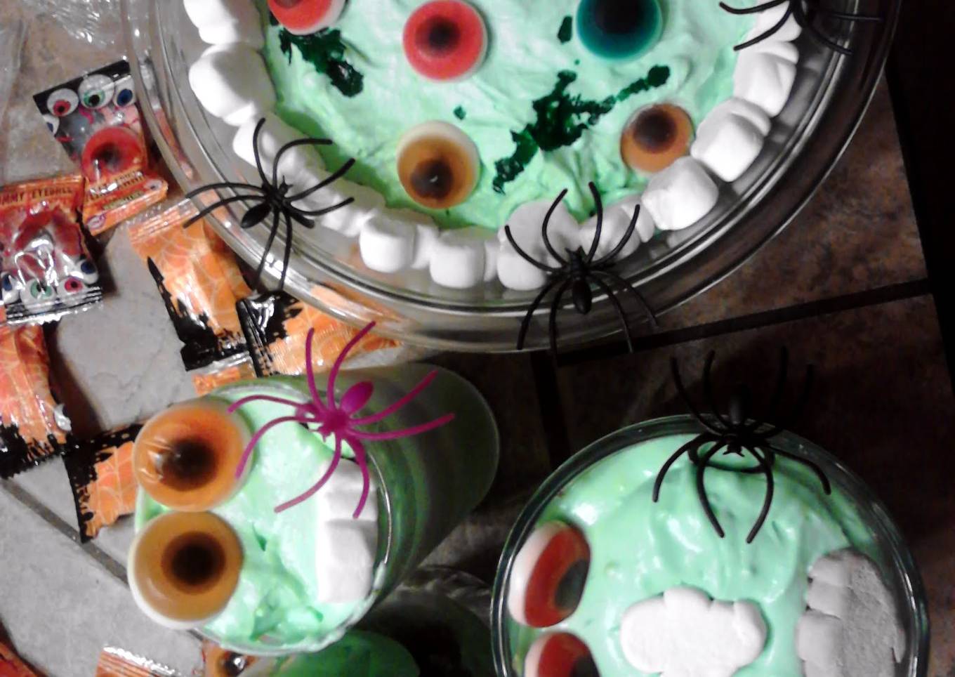 Monster Eyes n Slime Oreo Layered Dessert ~ halloween