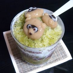 Matcha Green Tea Shaved Ice with Cute Mochi Balls A picture of Matcha Green Tea Shaved Ice with Cute Mochi Balls.