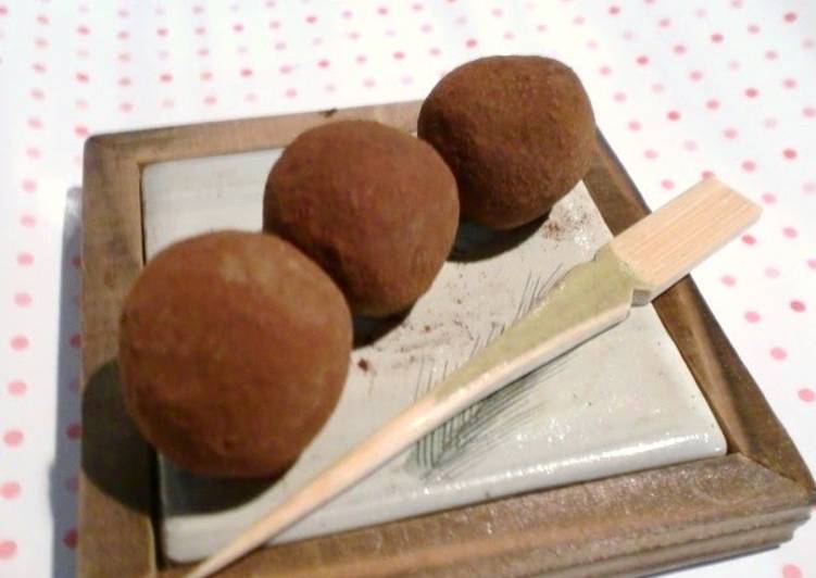 Steps to Prepare Perfect Super Easy Truffles with Milk For Valentine's Day