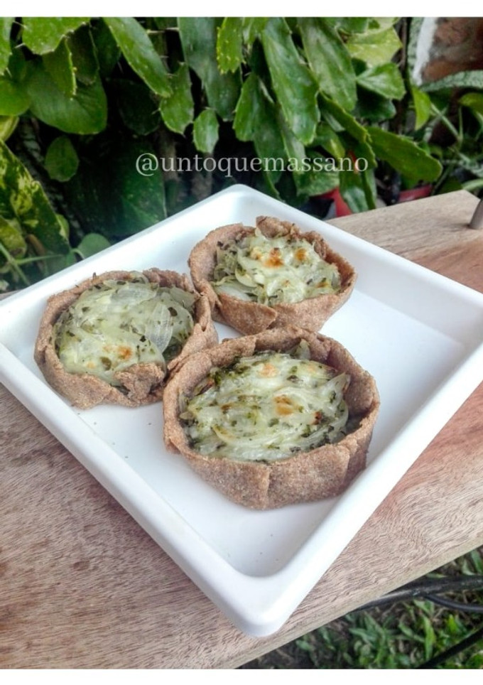 Una foto de Canastitas integrales de cebolla y queso (Fácil, rápido y saludable)