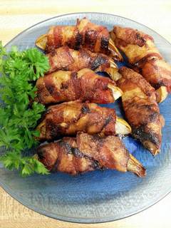A picture of Bacon Wrapped Pears.