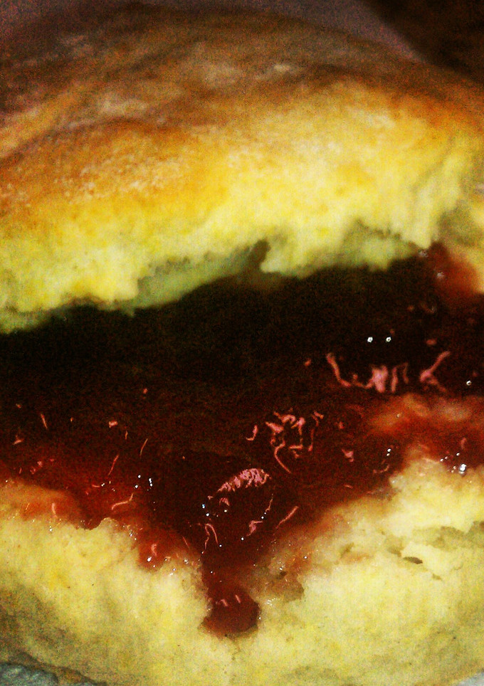 A picture of Simple Buttermilk Biscuits.