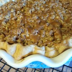 A picture of Carmel Apple Pie.....