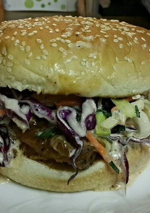 A picture of Delicious Pulled Pork Apple Slaw!!!.