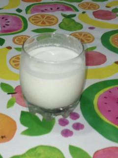 Una foto de Leche de coco con miel y vainilla