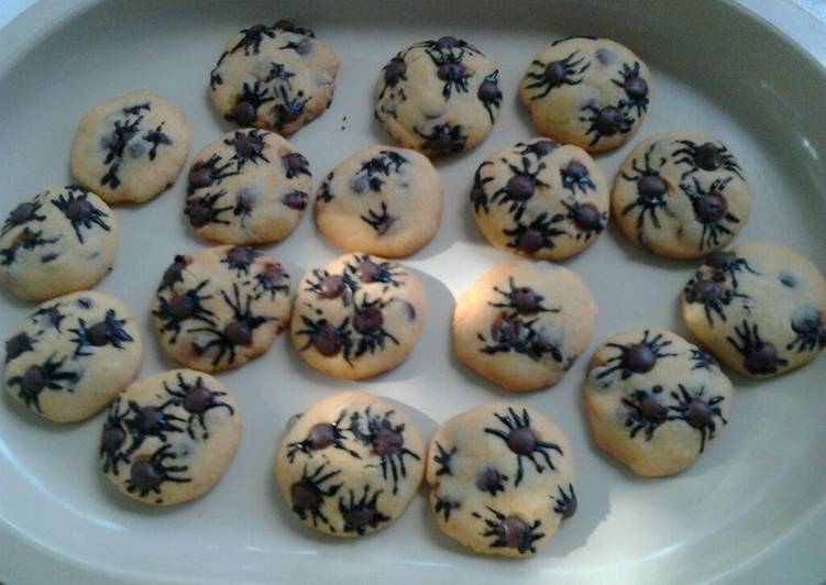 Simple Way to Make Favorite Ladybirds Spider Cookies