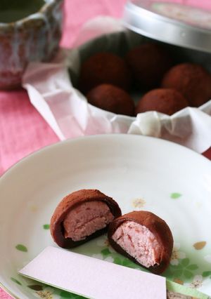 A picture of Just Like Truffles - Cheese and Chocolate Wrapped Mochi.